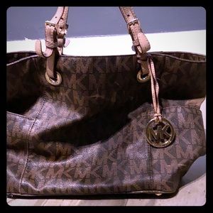 Michael Kors tote